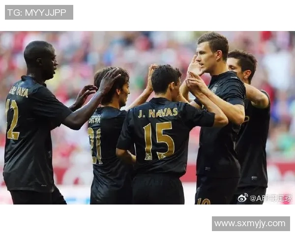 赫拉克勒勇战兹沃勒展现不屈精神与团队合作的精彩对决